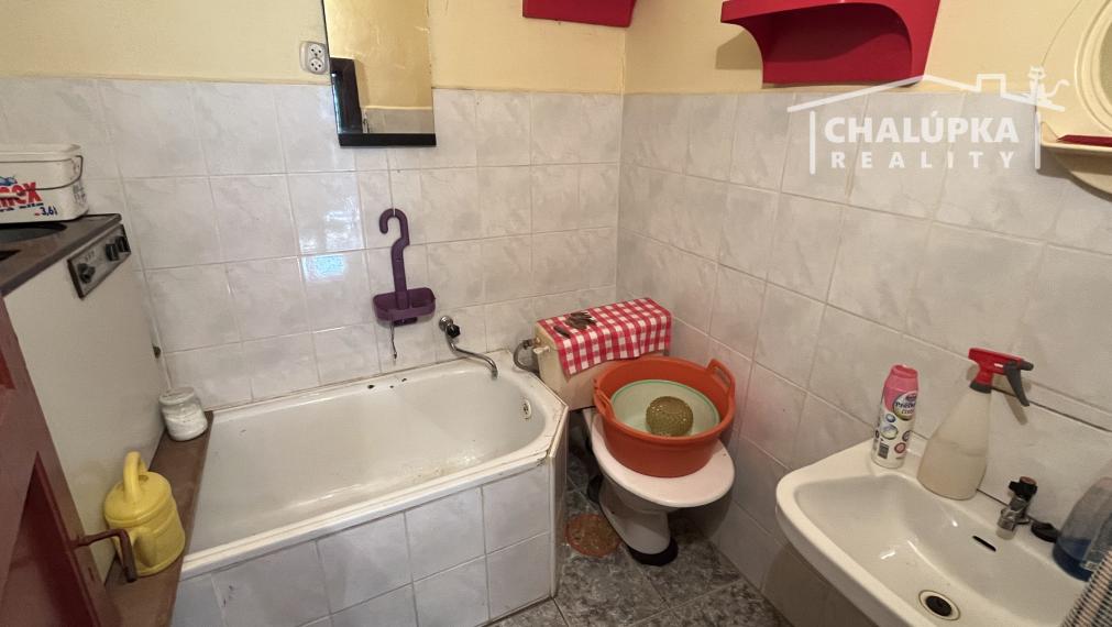 Tradičná chalupa v Hornej Súči časť Dúbrava, 887 m2 pozemok