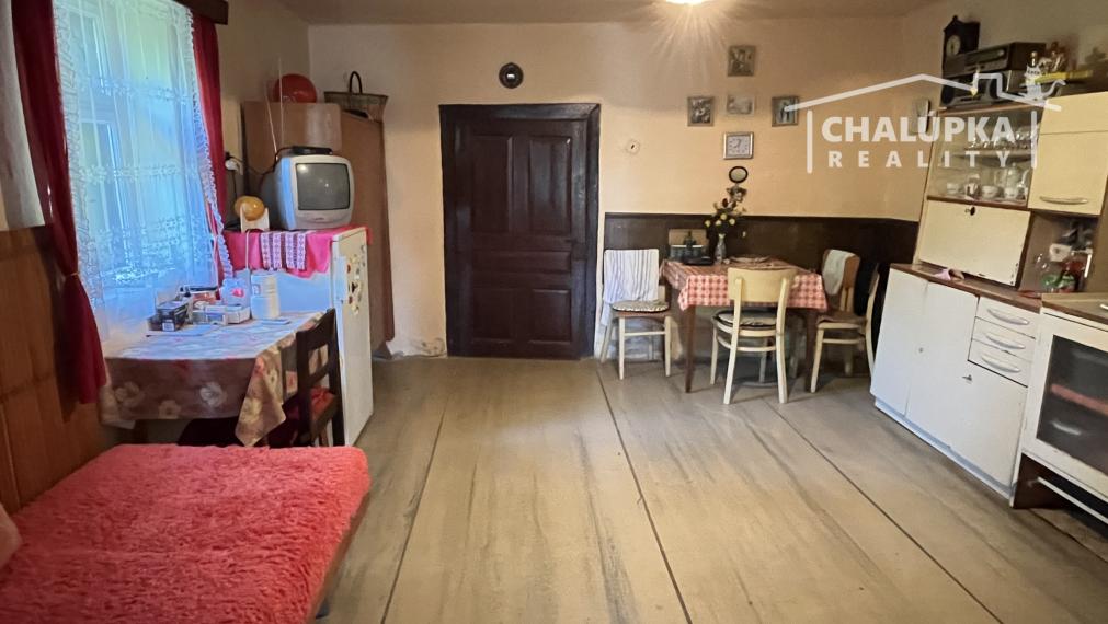 Tradičná chalupa v Hornej Súči časť Dúbrava, 887 m2 pozemok