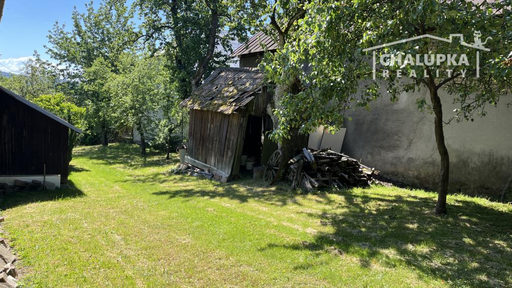 Tradičná chalupa v Hornej Súči časť Dúbrava, 887 m2 pozemok