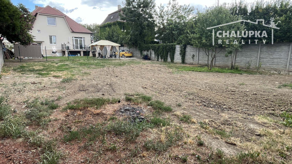 NA PRENÁJOM: Pozemok 435 m2, ul. Bratislavská Trenčín