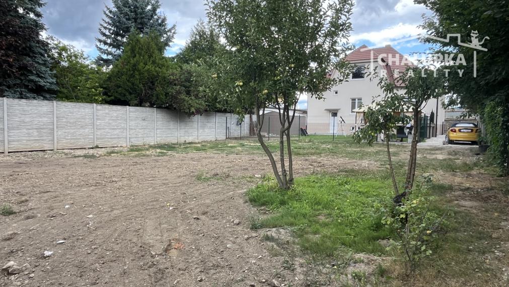 NA PRENÁJOM: Pozemok 435 m2, ul. Bratislavská Trenčín