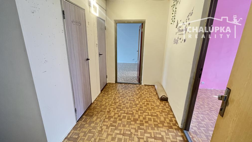 3-izbový byt s lodžiou 77 m2 v Novom Meste nad Váhom, ul. Sládkovičova