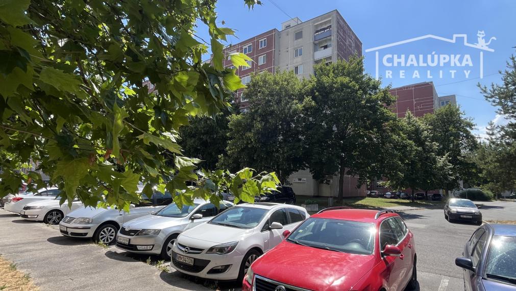 3-izbový byt s lodžiou 77 m2 v Novom Meste nad Váhom, ul. Sládkovičova