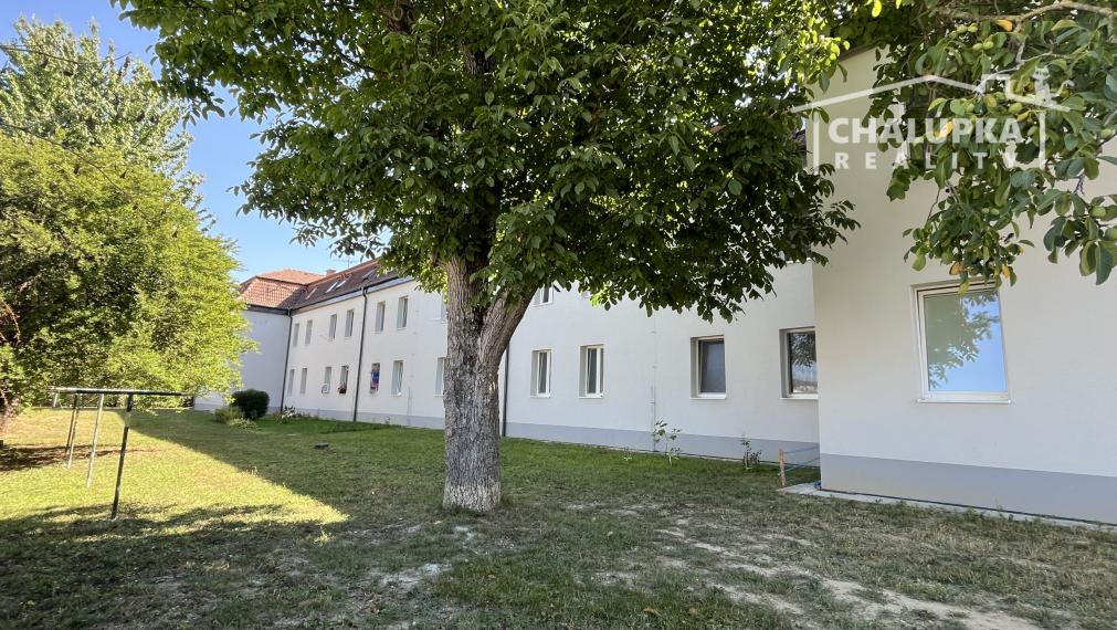 Zariadený 1-izbový byt v Trenčíne, ul. Gen. M. R. Štefánika