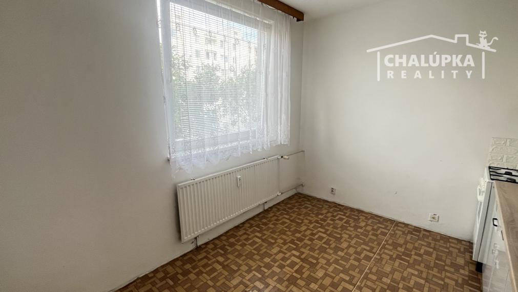 3-izbový byt s lodžiou 77 m2 v Novom Meste nad Váhom, ul. Sládkovičova