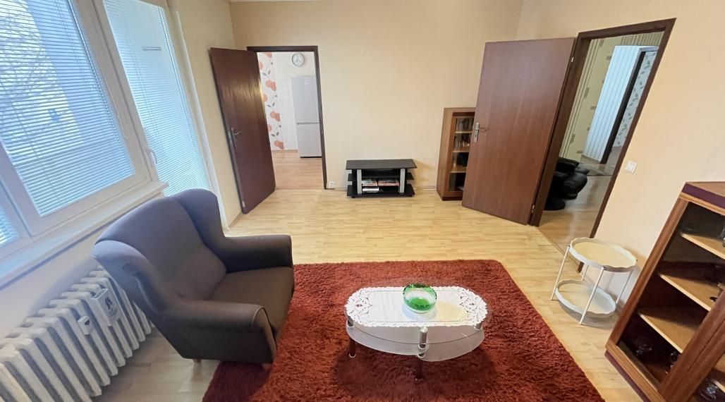 3-izbový byt s lodžiou 79 m2 na ul. Bazovského v Trenčíne - Juh