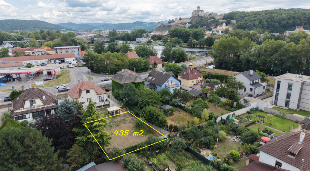 NA PRENÁJOM: Pozemok 435 m2, ul. Bratislavská Trenčín