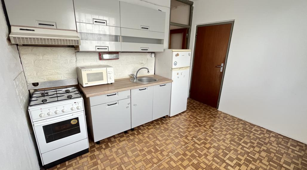 3-izbový byt s lodžiou 77 m2 v Novom Meste nad Váhom, ul. Sládkovičova