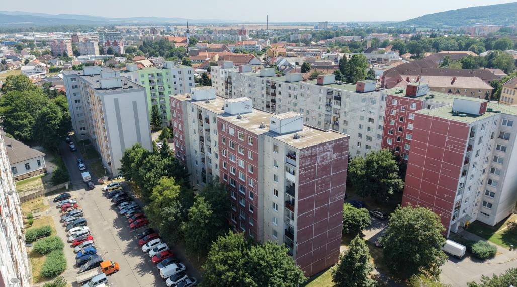3-izbový byt s lodžiou 77 m2 v Novom Meste nad Váhom, ul. Sládkovičova