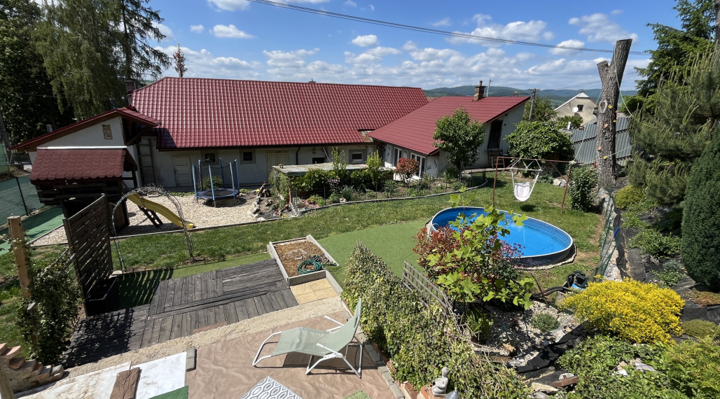 Variabilné využitie: RD Tr. Teplá, časť Dobrá, 1038 m2 pozemok