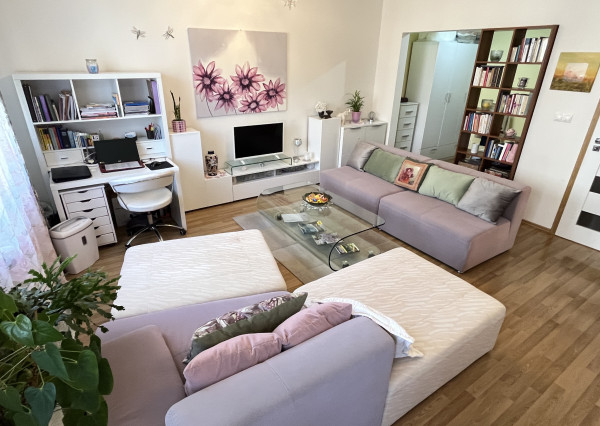 Pekný 1 a pol izbový byt s balkónom 43 m2, ul. Východná, Trenčín