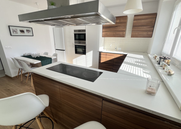 Krásny 2-izbový byt s lodžiou 71 m2 v Trenčíne - Dlhé Hony