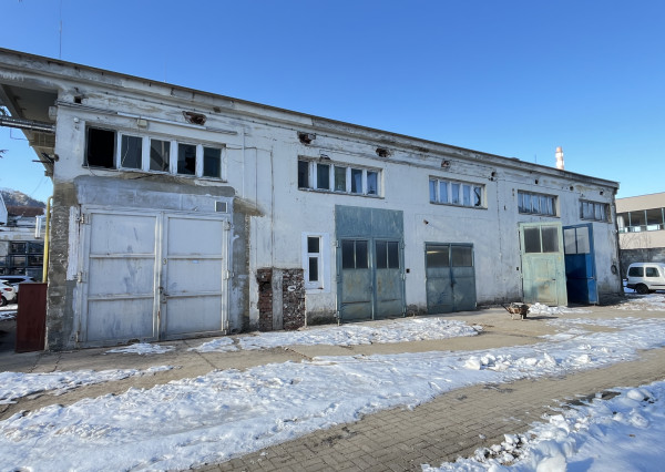 Na prenájom: Priestory 370 m2, Trenčín - Súvoz