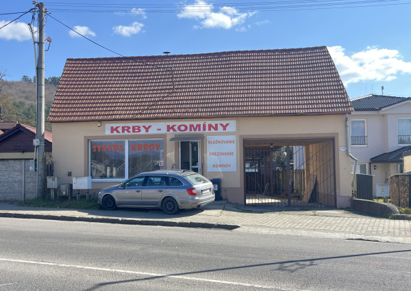 NA PRENÁJOM: Obchodný objekt, strategické miesto - Tr. Teplá časť Dobrá