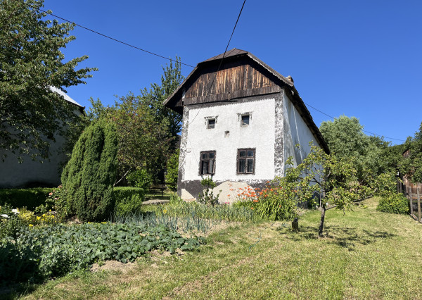 Tradičná chalupa v Hornej Súči časť Dúbrava, 887 m2 pozemok