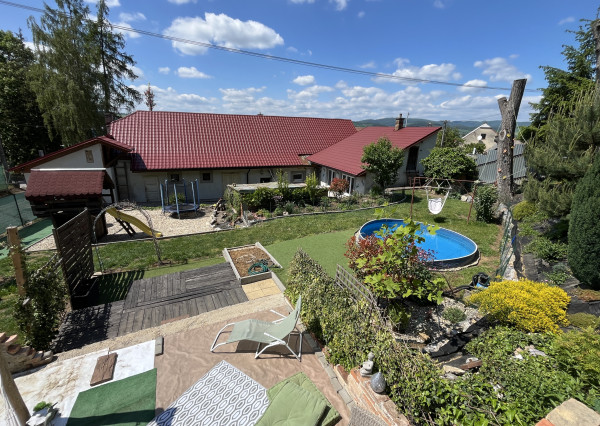Variabilné využitie: RD Tr. Teplá, časť Dobrá, 1038 m2 pozemok